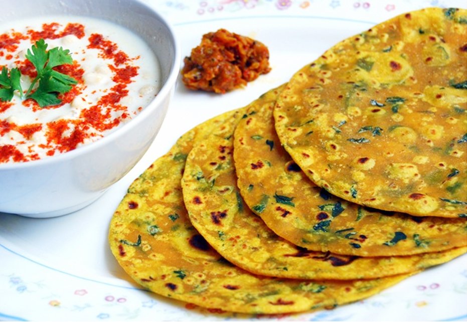 Soft Gujarati Thepla Recipe