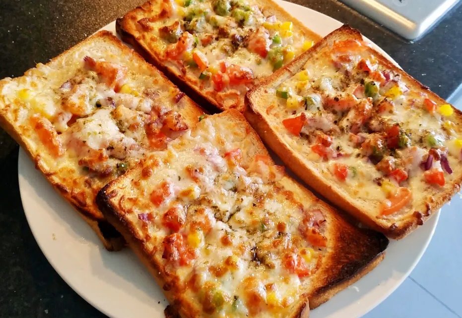 Pizza Toast Recipe