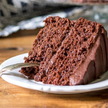 Delicious Vegan Chocolate Cake Recipe